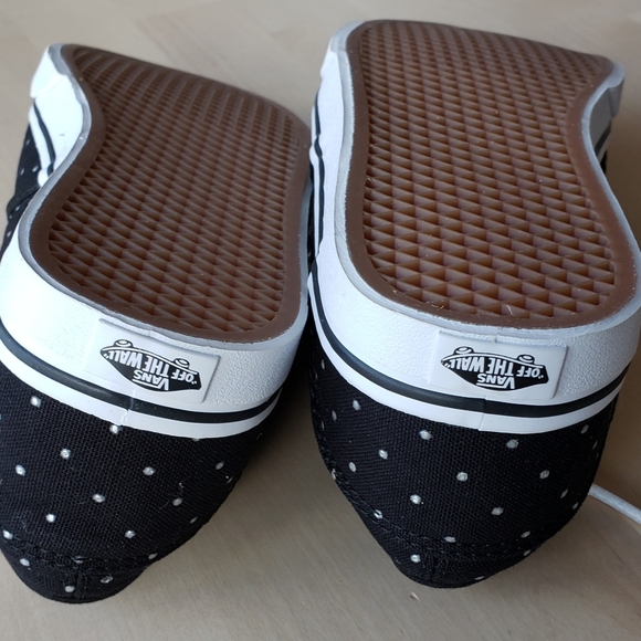 NWT Vans Sneaker - Black & White Dots - Picture 8 of 12
